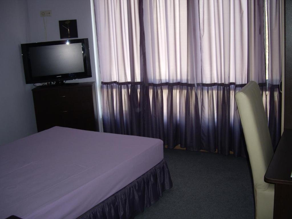 Family Hotel Avramov Vidin Phòng bức ảnh